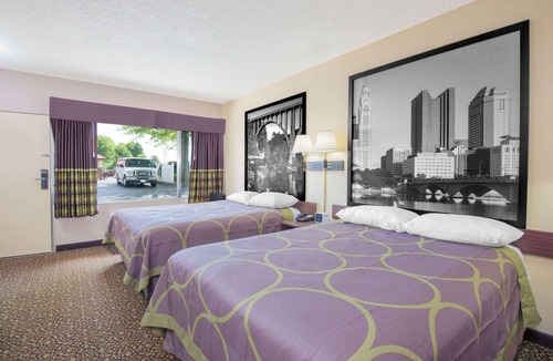 Ashland Hotel | Super 8 by Wyndham Ashland