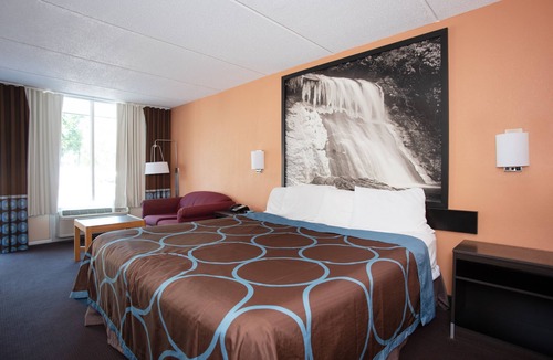 Black Mountain Hotel | Super 8 by Wyndham Black Mountain