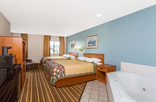 Bedford Hotel | Super 8 by Wyndham Bedford