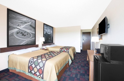 Boonville Hotel | Super 8 by Wyndham Boonville