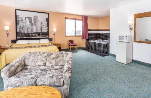 Bourbonnais Hotel | Super 8 by Wyndham Bourbonnais/Kankakee Area