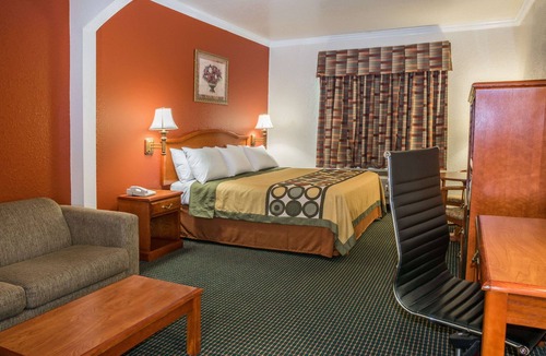 Brookshire Hotel | Super 8 by Wyndham Brookshire TX
