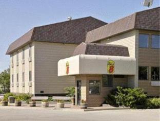 Buffalo Hotel | Super 8 by Wyndham Buffalo