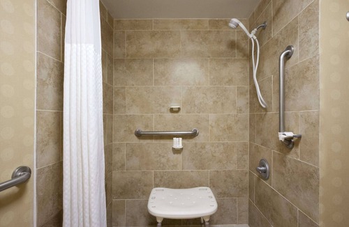 Calhoun Hotel | Super 8 by Wyndham Calhoun