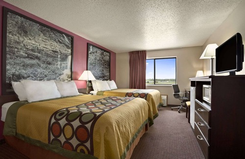 Cameron Hotel | Super 8 by Wyndham Cameron