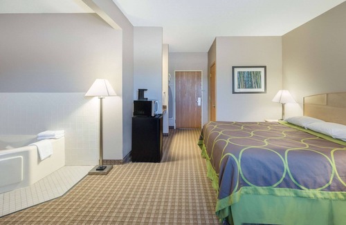 Carroll Hotel | Super 8 by Wyndham Carroll/East