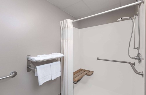 Carroll Hotel | Super 8 by Wyndham Carroll/East