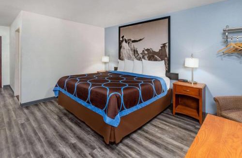 Clayton Hotel | Super 8 by Wyndham Clayton