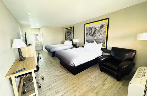 Central City Hotel | Super 8 by Wyndham Corpus Christi