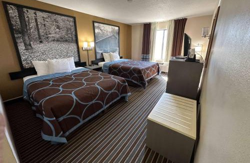 Columbia Hotel | Super 8 by Wyndham Columbia Clark Lane
