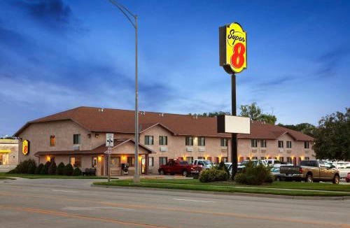 Concordia Hotel | Super 8 by Wyndham Concordia