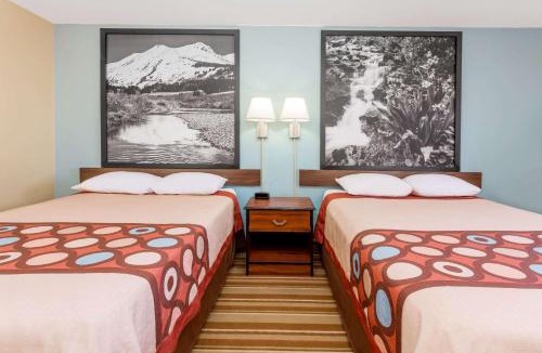 Dillon Hotel | Super 8 by Wyndham Dillon/Breckenridge Area