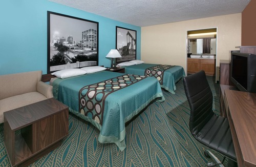Duncan Hotel | Super 8 by Wyndham Duncan