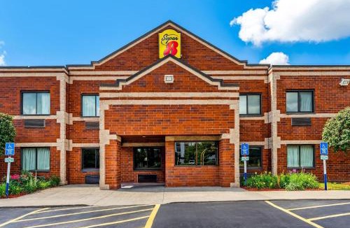 Elgin Hotel | Super 8 by Wyndham Elgin