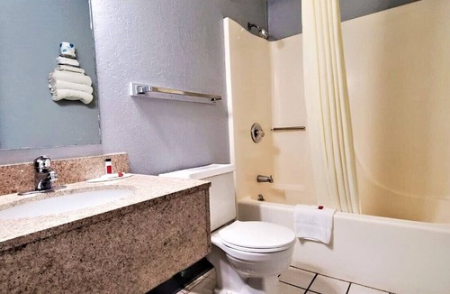 Elk City Hotel | Super 8 by Wyndham Elk City