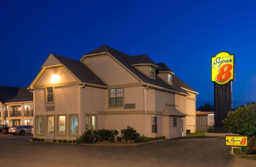 Enid Hotel | Super 8 by Wyndham Enid