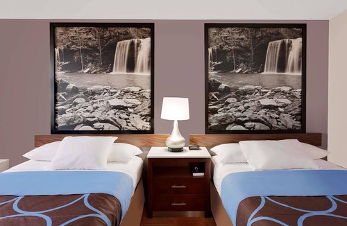 Fayetteville Hotel | Super 8 by Wyndham Fayetteville