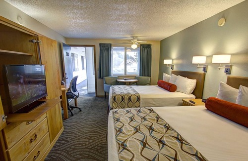 Florence Hotel | Super 8 by Wyndham Florence OR