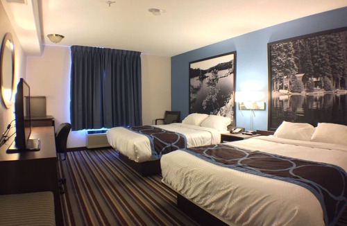 Fort Frances Hotel | Super 8 by Wyndham Fort Frances