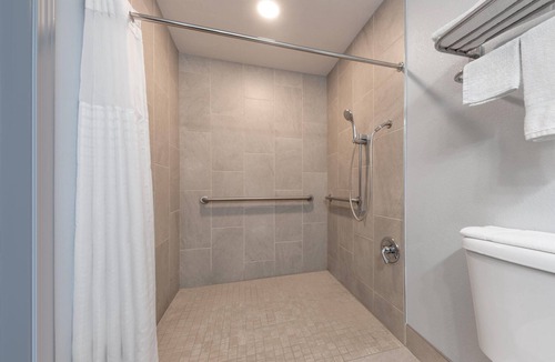 West Meadowbrook Hotel | Super 8 by Wyndham Fort Worth Entertainment District