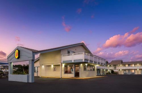 Fort Bragg Hotel | Super 8 by Wyndham Fort Bragg