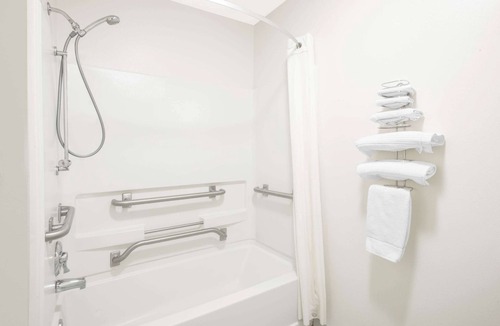 Fort Sumner Hotel | Super 8 by Wyndham Fort Sumner