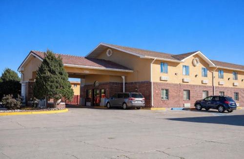 Allison Hotel | Super 8 by Wyndham Gallup