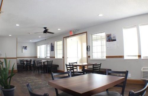 New Century Hotel | Super 8 by Wyndham Gardner