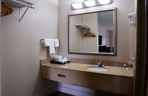 Garysburg Hotel | Super 8 by Wyndham Garysburg/Roanoke Rapids