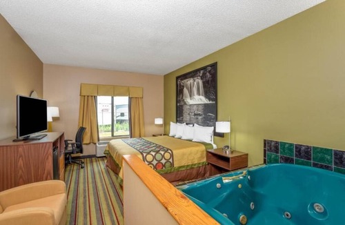 Goshen Hotel | Super 8 by Wyndham Goshen