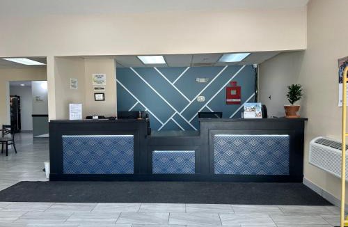 Grand Island Hotel | Super 8 by Wyndham Grand Island