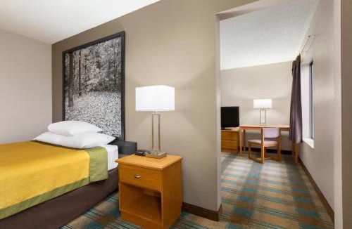Hannibal Hotel | Super 8 by Wyndham Hannibal