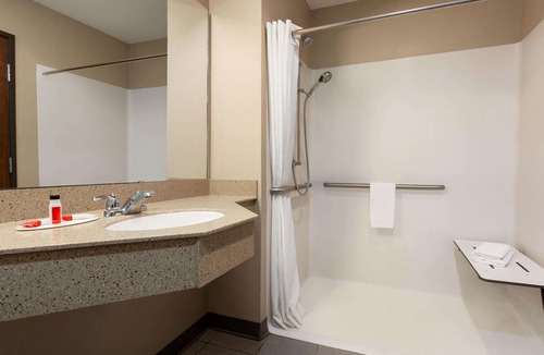 Hannibal Hotel | Super 8 by Wyndham Hannibal