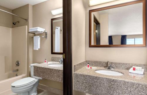 Hanover Hotel | Super 8 by Wyndham Hanover