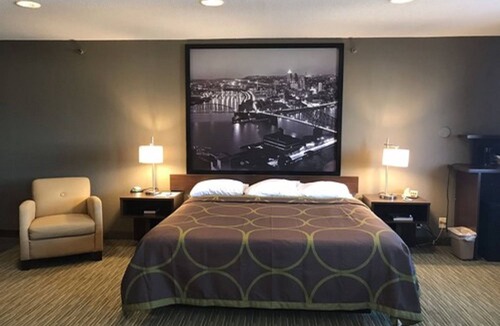 Hanover Hotel | Super 8 by Wyndham Hanover