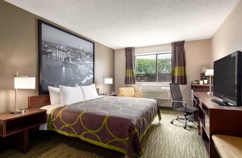 Hanover Hotel | Super 8 by Wyndham Hanover