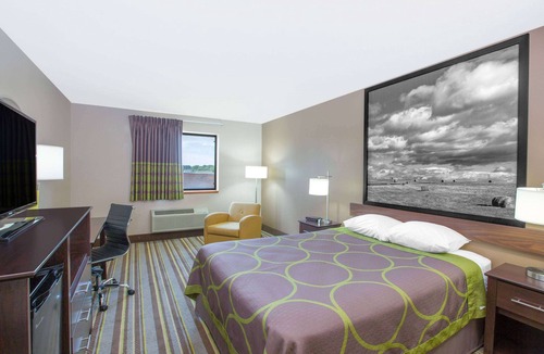 Hastings Hotel | Super 8 by Wyndham Hastings