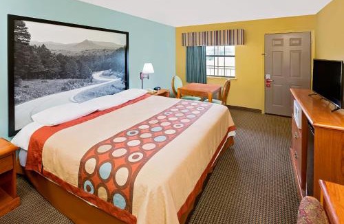 Hazen Hotel | Super 8 by Wyndham Hazen