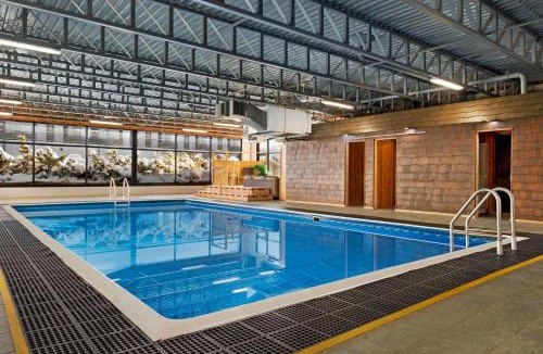 Hearst Hotel | Super 8 by Wyndham Hearst ON