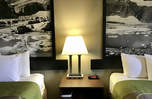 Helena Hotel | Super 8 by Wyndham Helena