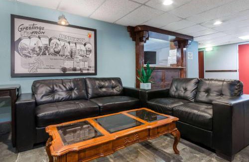 Dupont Hotel | Super 8 by Wyndham Henderson North East Denver