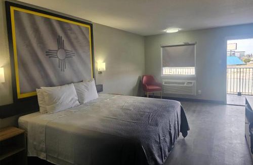 Hobbs Hotel | Super 8 by Wyndham Hobbs