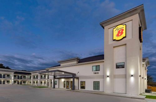 Barker Hotel | Super 8 by Wyndham Houston NW Beltway 8-West Rd