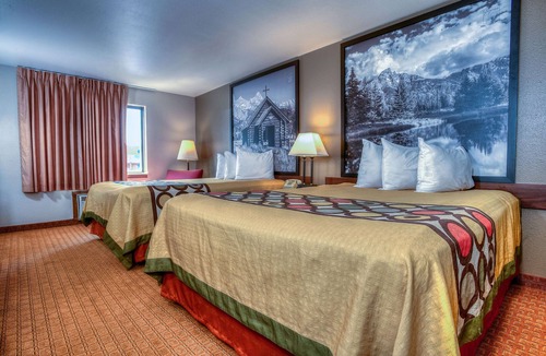 Jackson Hotel | Super 8 by Wyndham Jackson Hole
