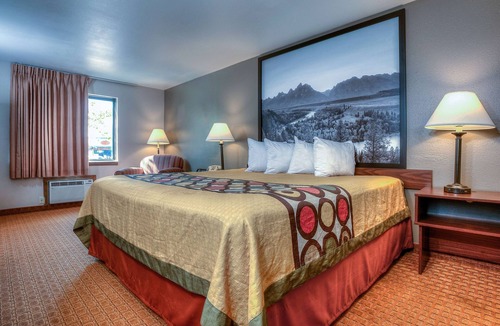 Jackson Hotel | Super 8 by Wyndham Jackson Hole