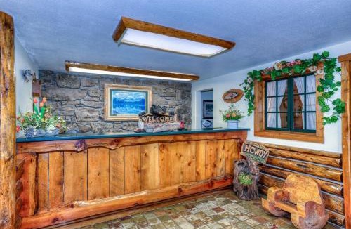 Jackson Hotel | Super 8 by Wyndham Jackson Hole