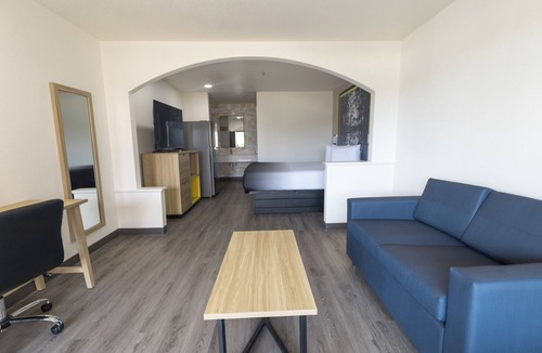 Jasper Hotel | Super 8 by Wyndham Jasper TX