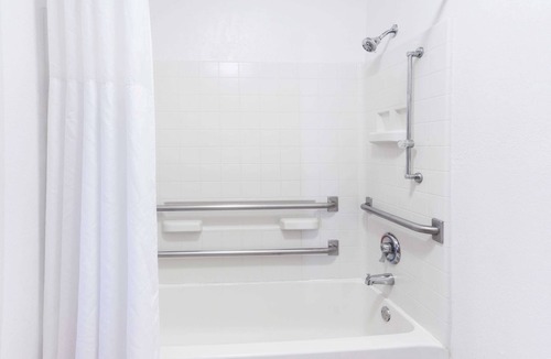 Joliet Hotel | Super 8 by Wyndham Joliet I-55 N/Chicago