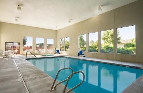 Kennewick Hotel | Super 8 by Wyndham Kennewick