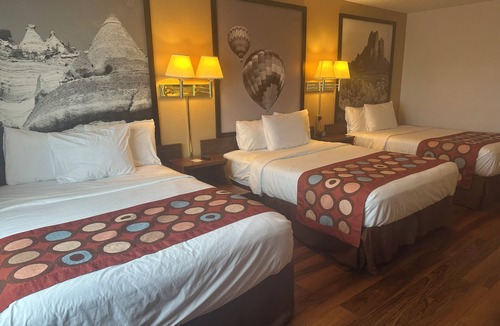 East Las Vegas Hotel | Super 8 by Wyndham Las Vegas